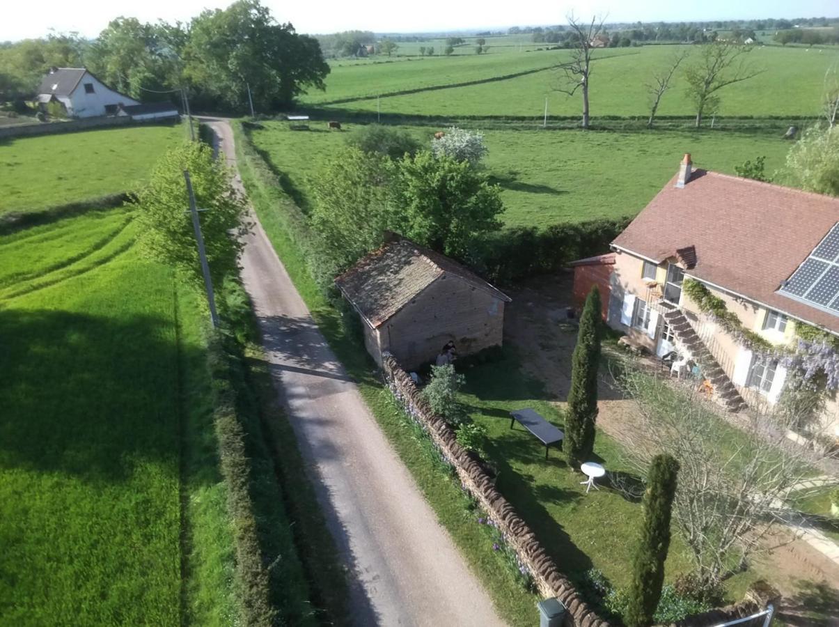 Bed and Breakfast Le Charbonnet Anzy-le-Duc Exteriér fotografie